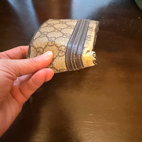 Gucci Beige and Dark Brown GG Pattern Wallet - Picture 2 of 4